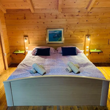 Wooden Paradise *